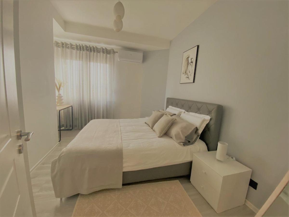 Cozy Central Tirana Apartments エクステリア 写真