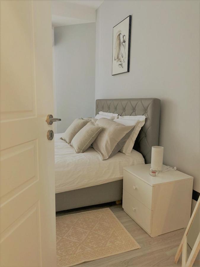 Cozy Central Tirana Apartments エクステリア 写真