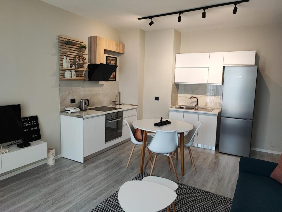 Cozy Central Tirana Apartments エクステリア 写真