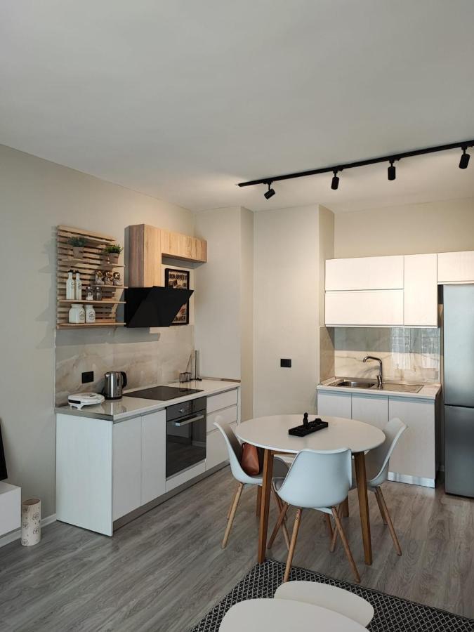 Cozy Central Tirana Apartments エクステリア 写真